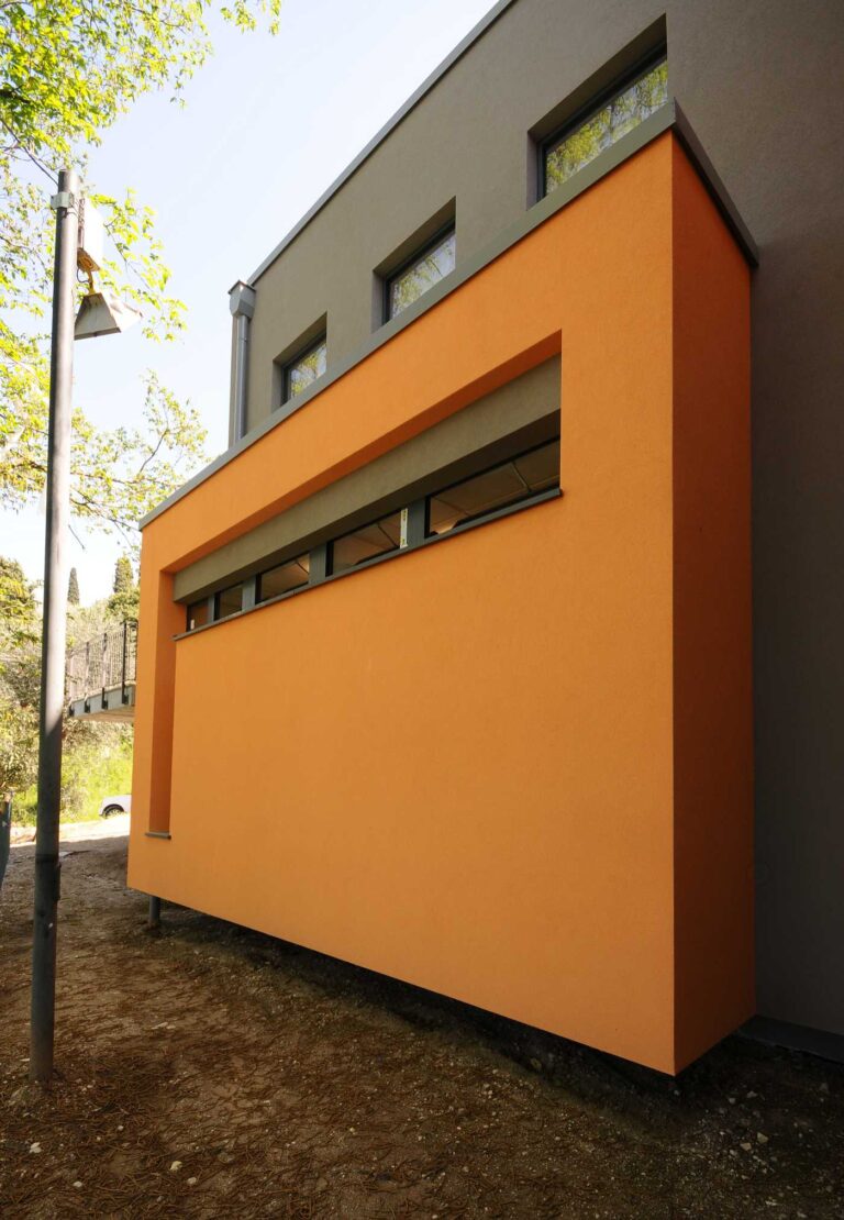 Commerciale-SacraFamiglia-Brenzone(VR)-Immagine3